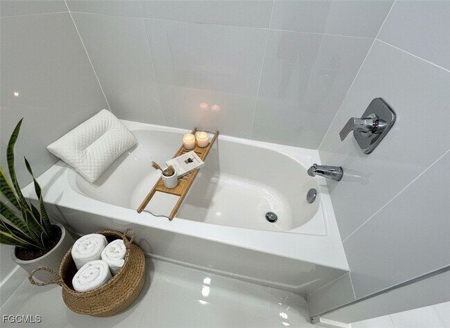 Building Photo - 3544 NW 41st Pl