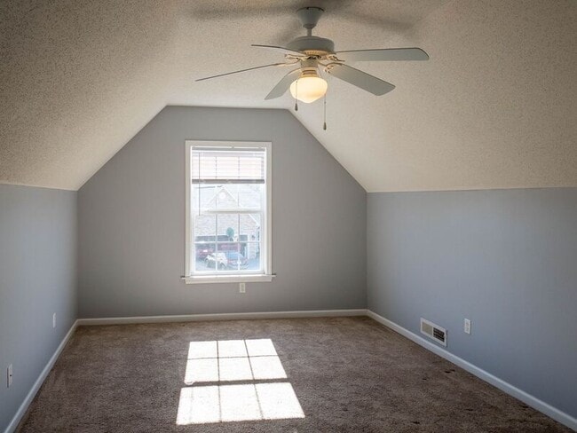 Building Photo - 38 Summer Meadow Rd