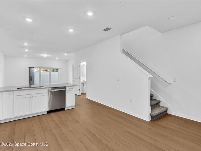 Building Photo - 4444 Jetty Ln