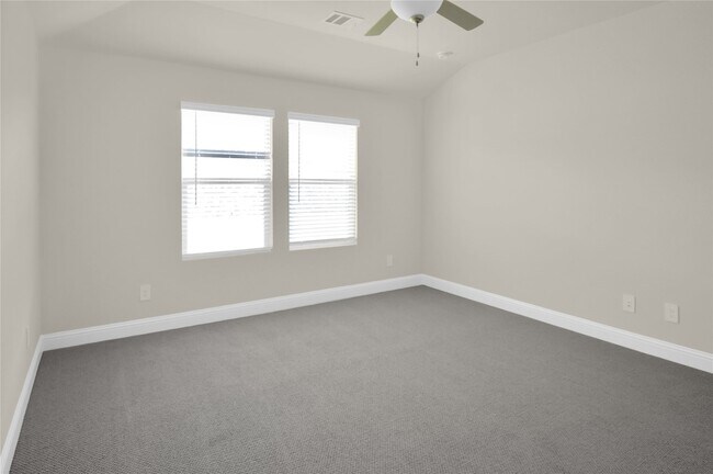 Building Photo - 511 Weller Rd