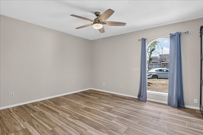 Building Photo - 4109 Fonvilla Cir