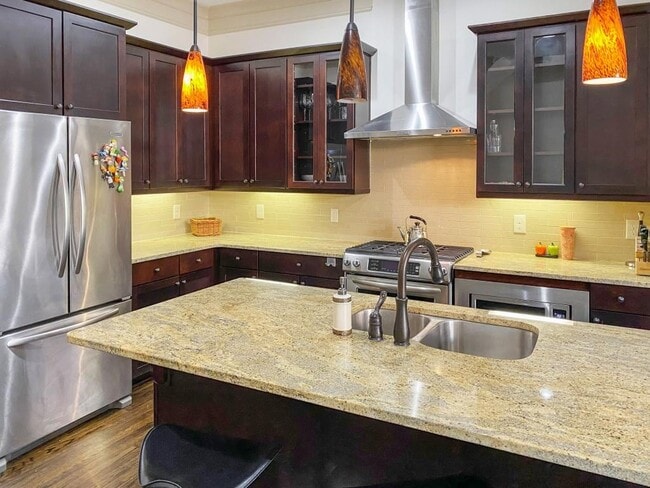 Building Photo - 598 Ansley Cir NE