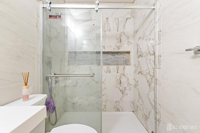 Building Photo - 155 Salem Rd