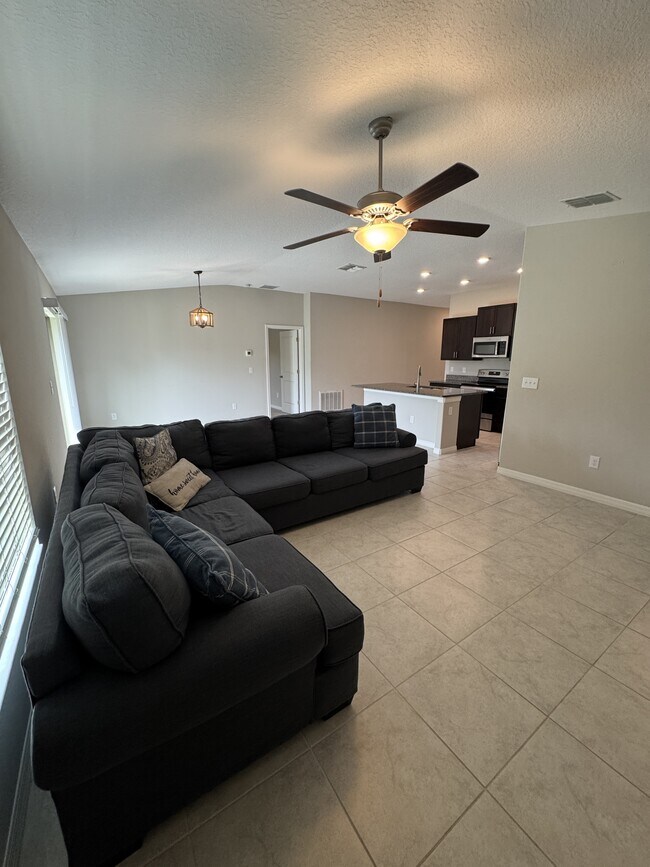 Building Photo - 13009 Majestic Garden Ln