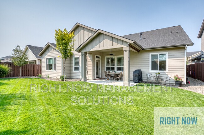 Building Photo - 4113 W Gray Fox St