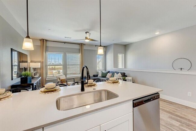 Building Photo - 4617 Pantheon Wy