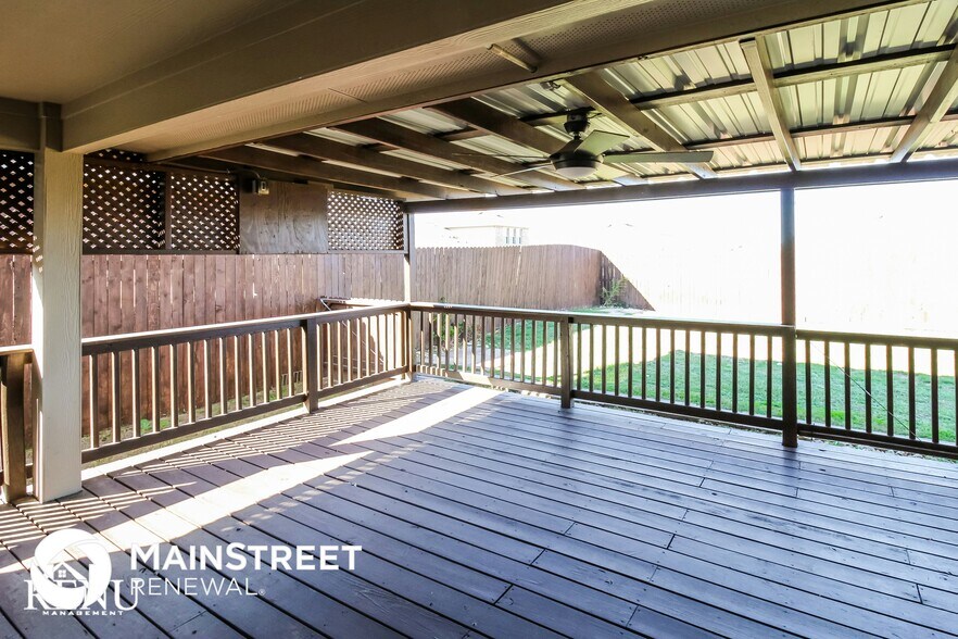 Building Photo - 416 Pollyann Trl