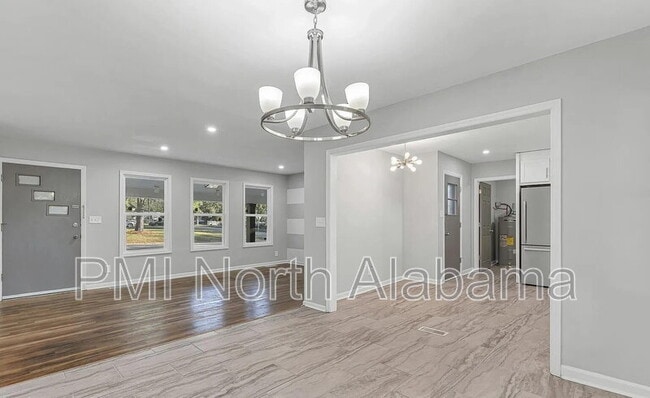 Building Photo - 3901 Vogel Dr NW