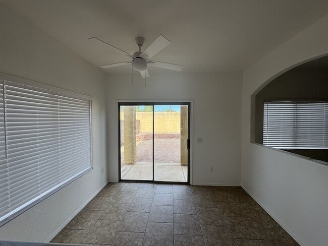 Building Photo - Desert Ridge House