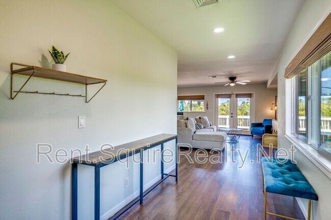 Building Photo - 52 Alahele Pl