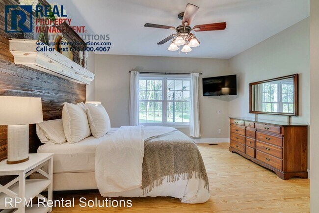 Building Photo - 3 br, 2 bath House - 4829 Pyles Rd