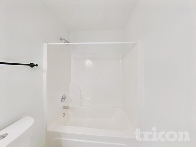 Building Photo - 962 Vera Ct