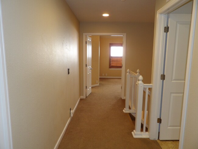 Building Photo - 1263 Walters Point