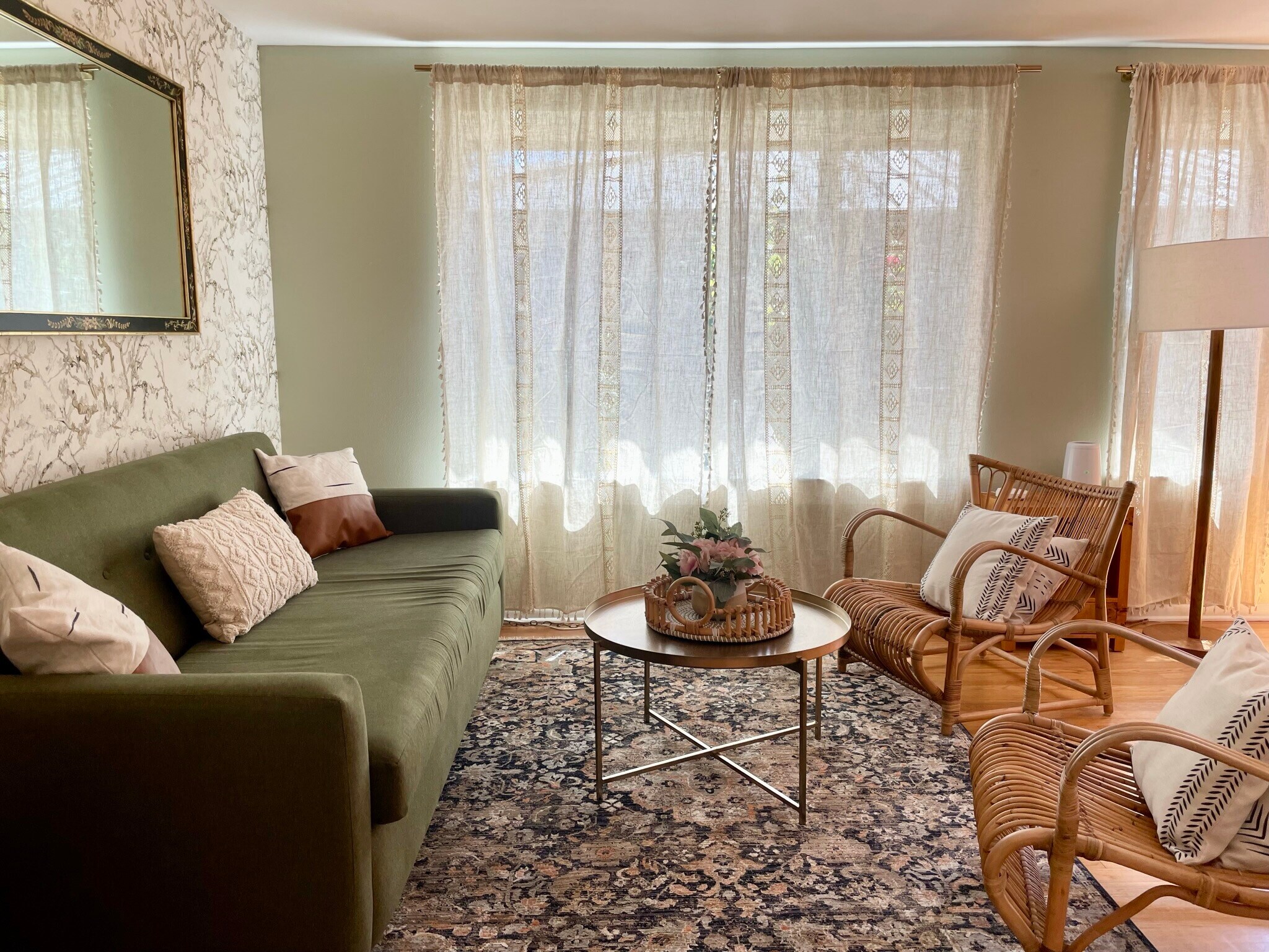 Building Photo - 4324 3rd Ave NW