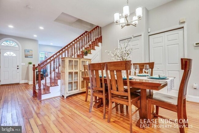 Building Photo - 766 Harvard St NW