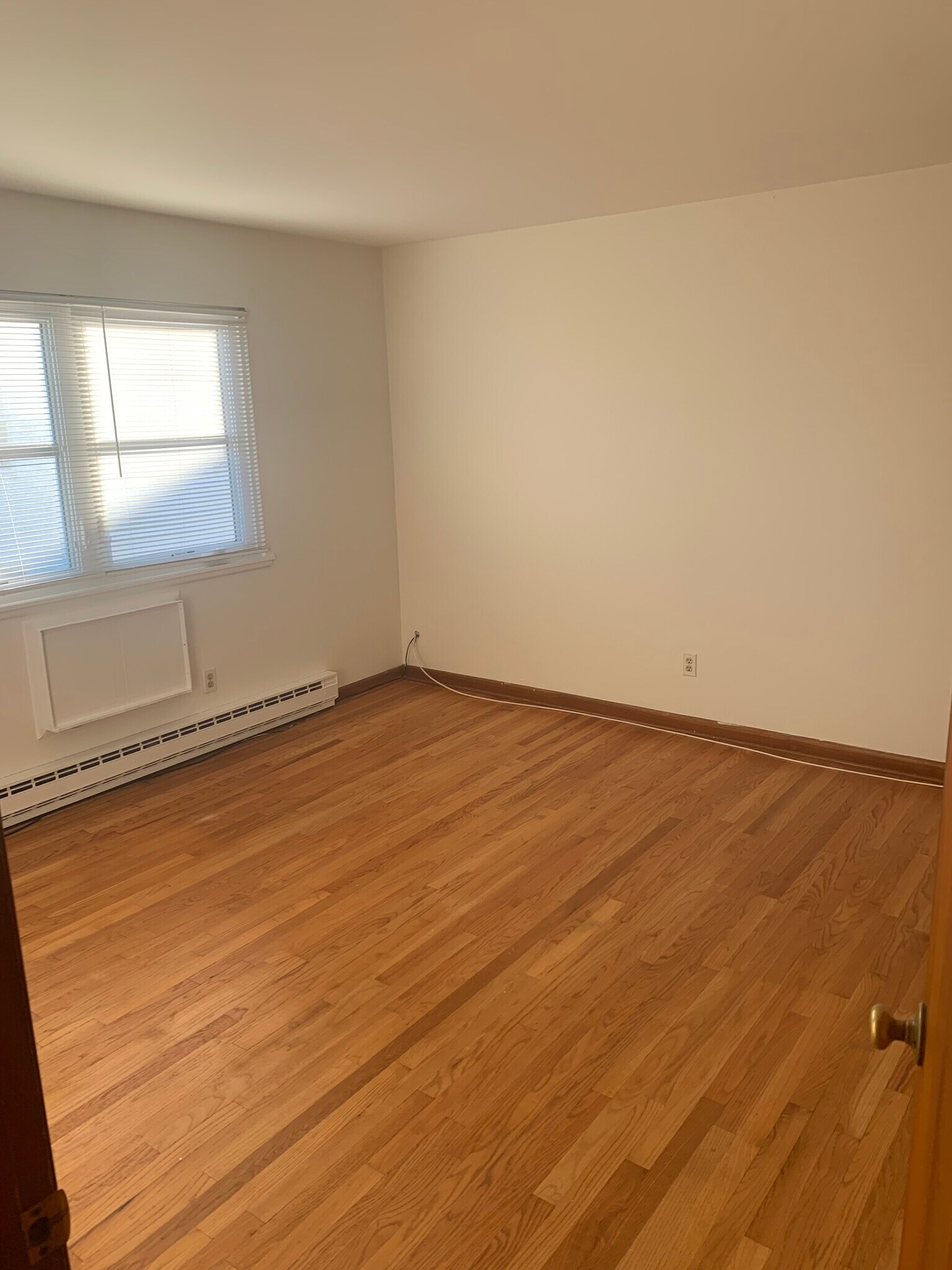 Primary Bedroom - 28 Horton St