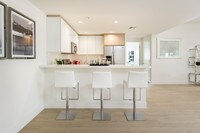 Building Photo - Empire at Bellagio