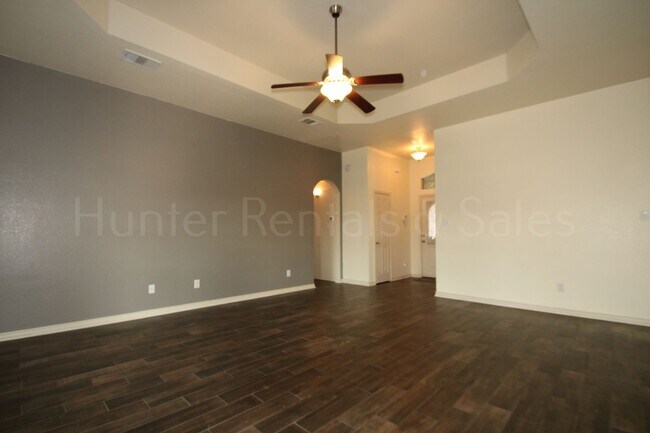 Building Photo - 4 Bedroom in Copperas Cove’s House Creek N...