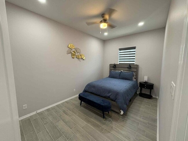 Building Photo - 2007 Cassandra St