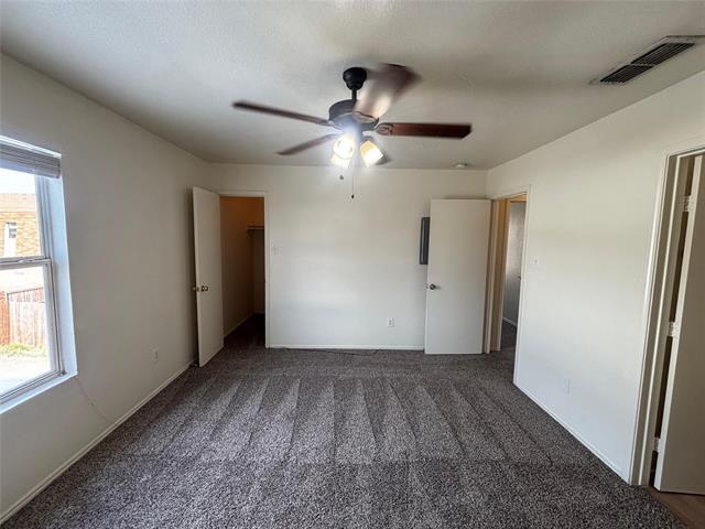 Building Photo - 300 S Magnolia St