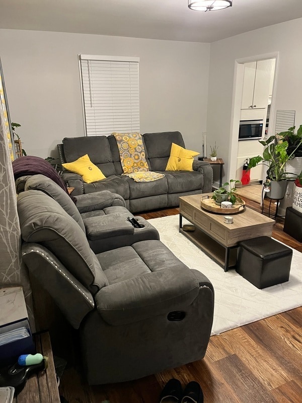 Building Photo - 21507 Court St