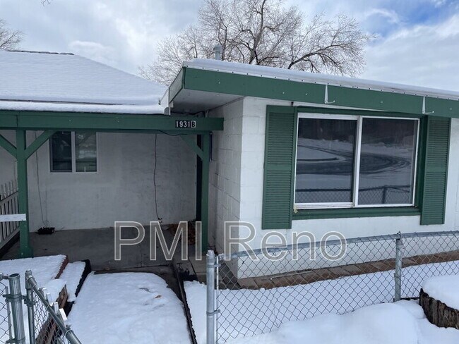 Building Photo - 1931 Valley Rd