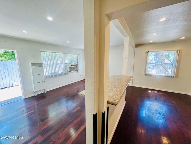 Building Photo - 14756 Lemay St