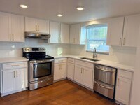 Building Photo - 4416 Summer Oak Dr