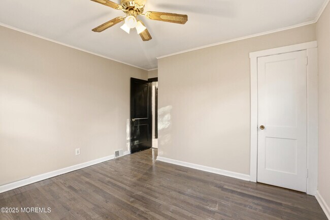 Building Photo - 22 Oak Ridge Pkwy