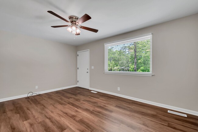 Building Photo - 7311 Birch Bark Dr