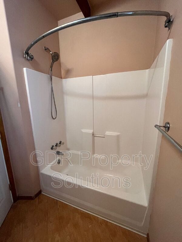 Building Photo - 305 Wilshire Dr SW