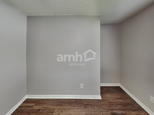 Building Photo - 139 N Cervidae Dr