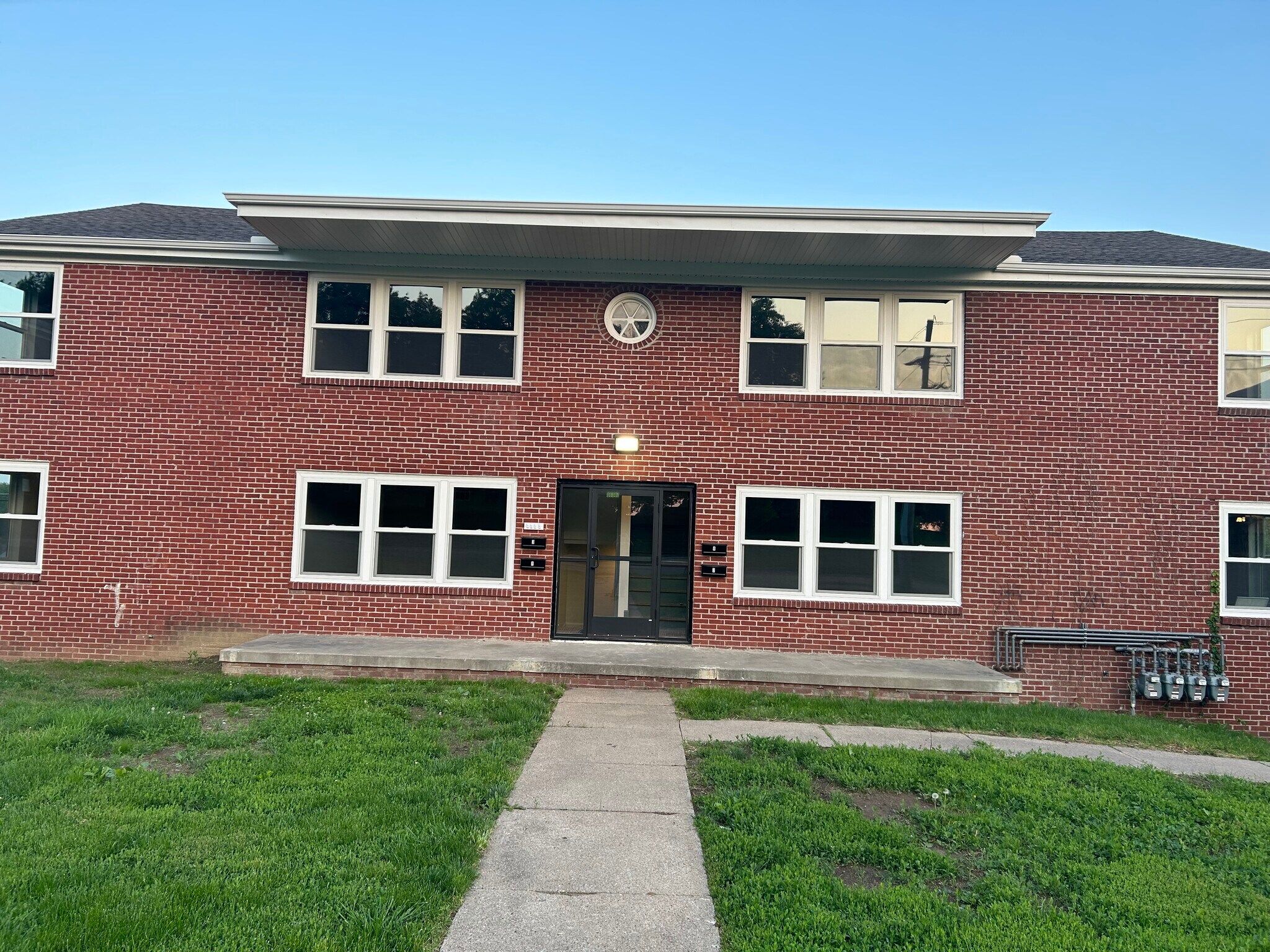 Building Photo - 4402 N 52nd St