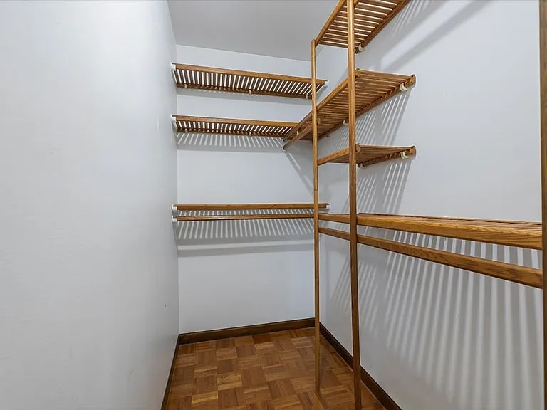 Building Photo - 1954 Celia Crescent