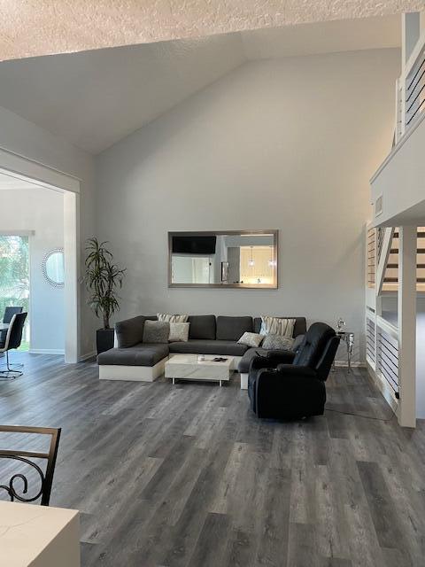 Building Photo - 3602 Fairway Dr N