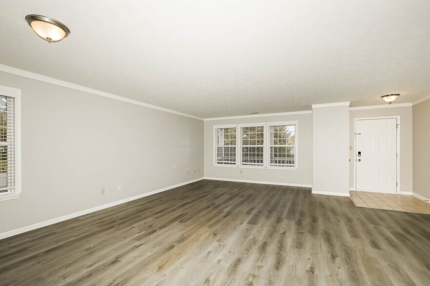 Building Photo - 10802 Washington Bay Dr