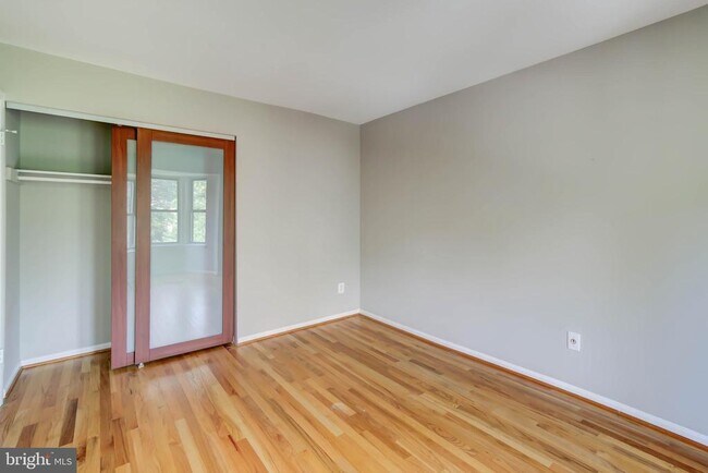 Building Photo - 1325 13th St NW