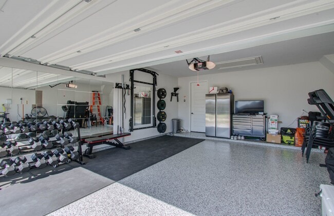 Building Photo - 20810 Clydesdale Post Rd