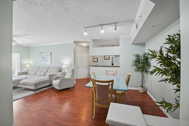 Building Photo - 3221 Tuscany Way