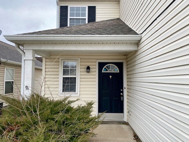 Building Photo - COMING SOON!! Stunning 4 Bedroom 2.5 Bathr...