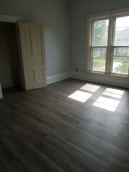 bedroom 1 - 835 Washington Ave