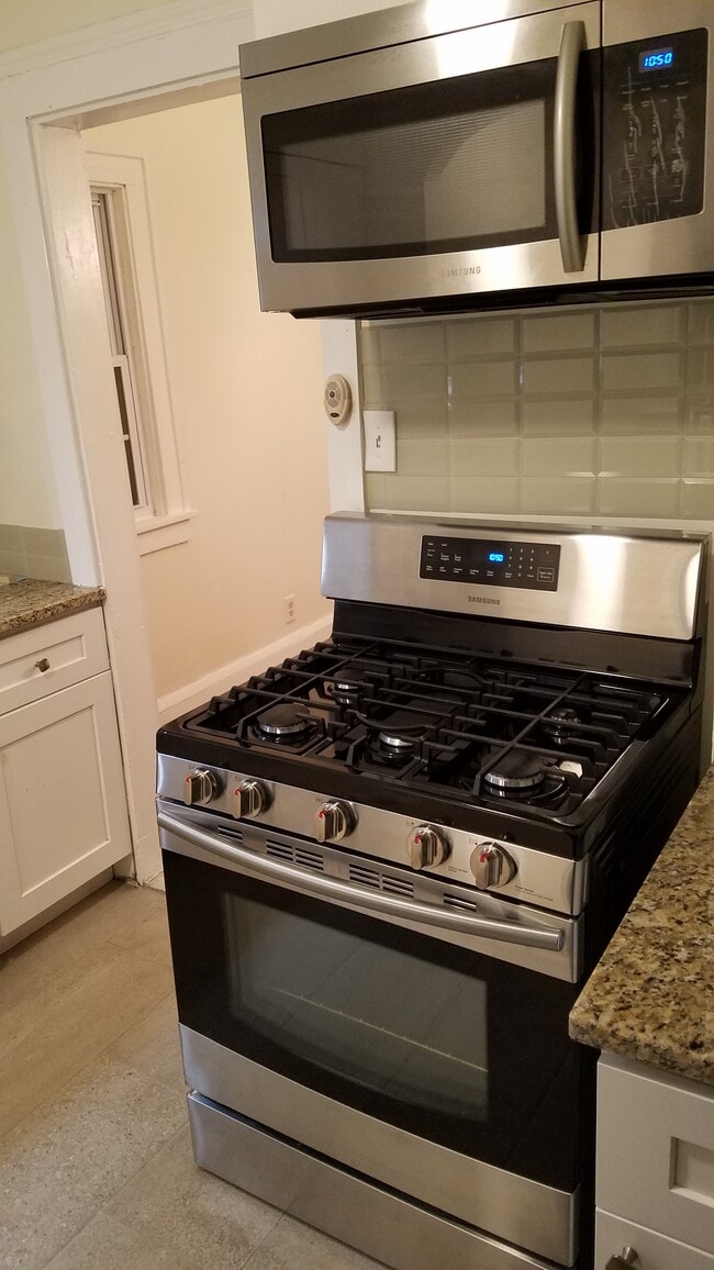 Building Photo - 3568 Blanche Ave