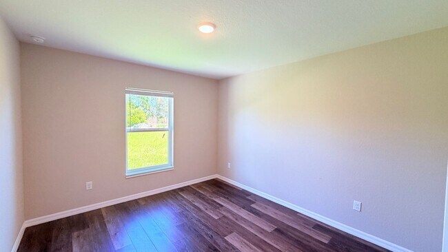 Building Photo - Lovely  3 Bedroom, 2 Bathroom Home in Ocala!!!