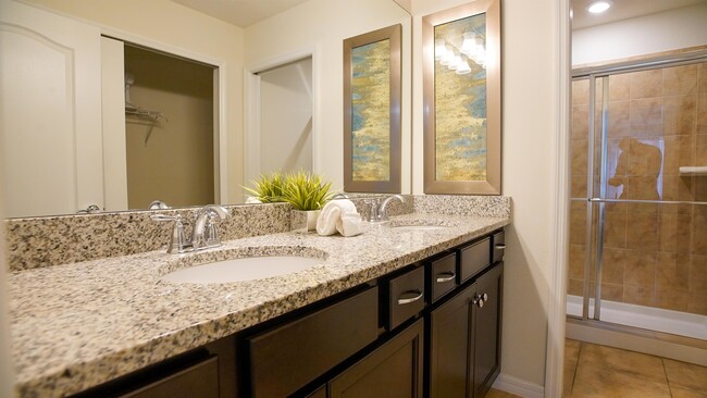Building Photo - 4667 Terrasonesta Dr