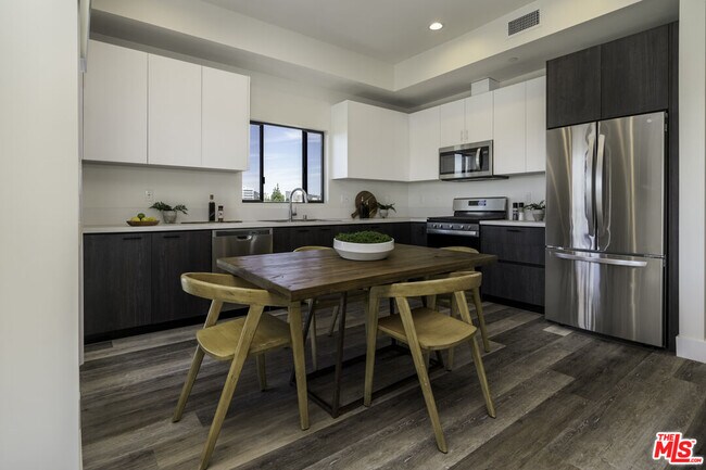 Building Photo - 2465 Purdue Ave