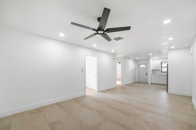 Building Photo - 12452 Guilford Way