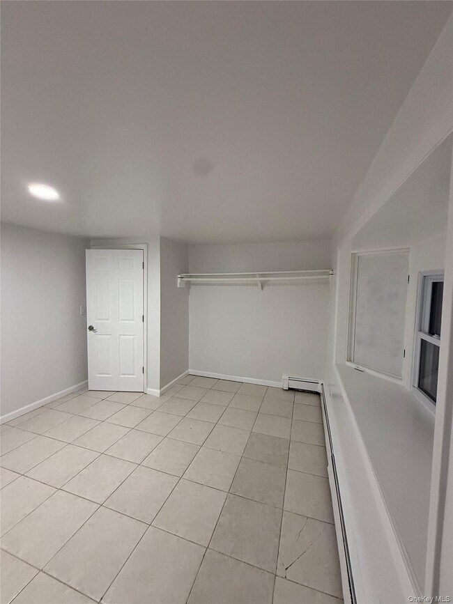 Building Photo - 53 Winfield Ave