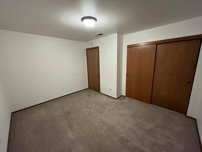 Building Photo - 978 Hacienda Ct