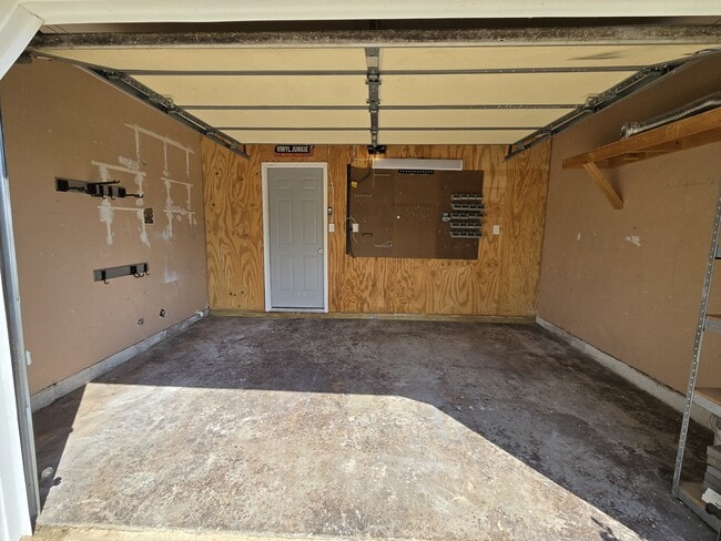 Building Photo - 4044 Starwood Arch