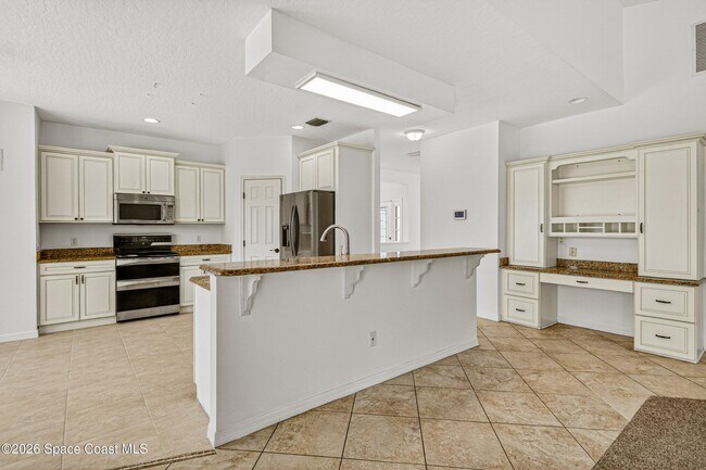 Building Photo - 2240 Marsh Harbor Ave